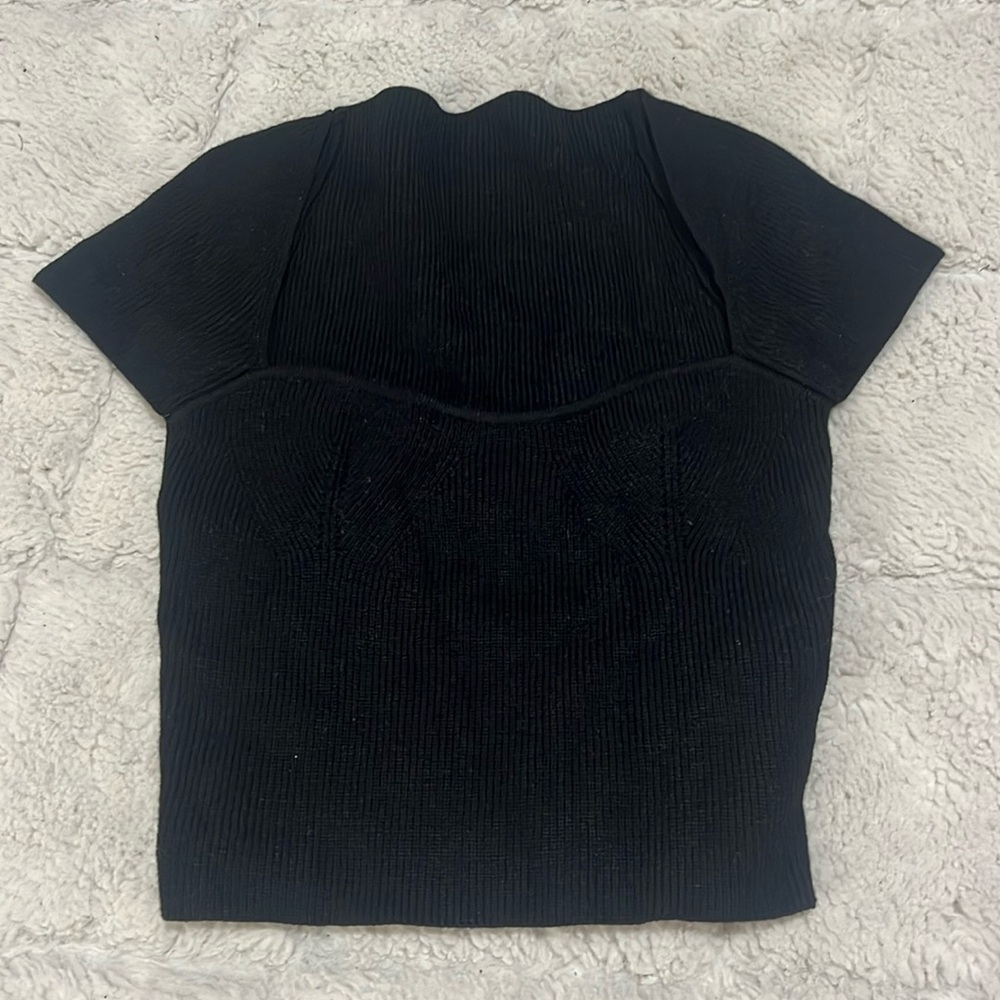 Black crop top